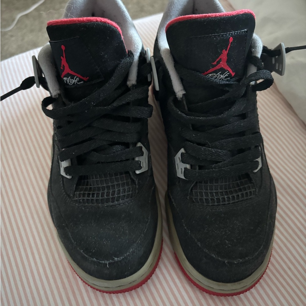 Jordan 4 “bred”